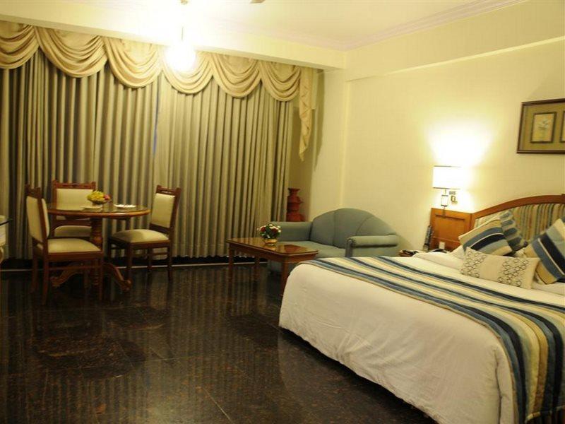 Sandesh The Prince Mysore Exterior photo